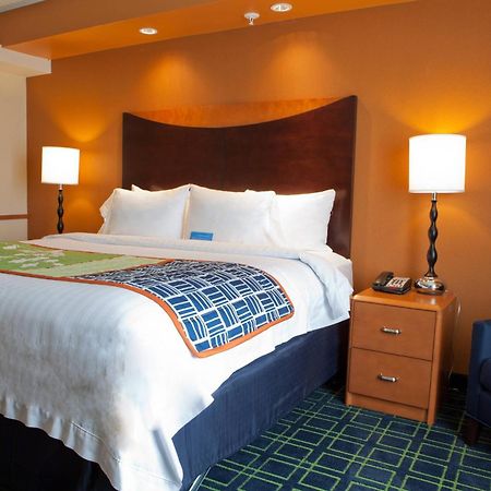Fairfield Inn And Suites Flint Fenton Bagian luar foto