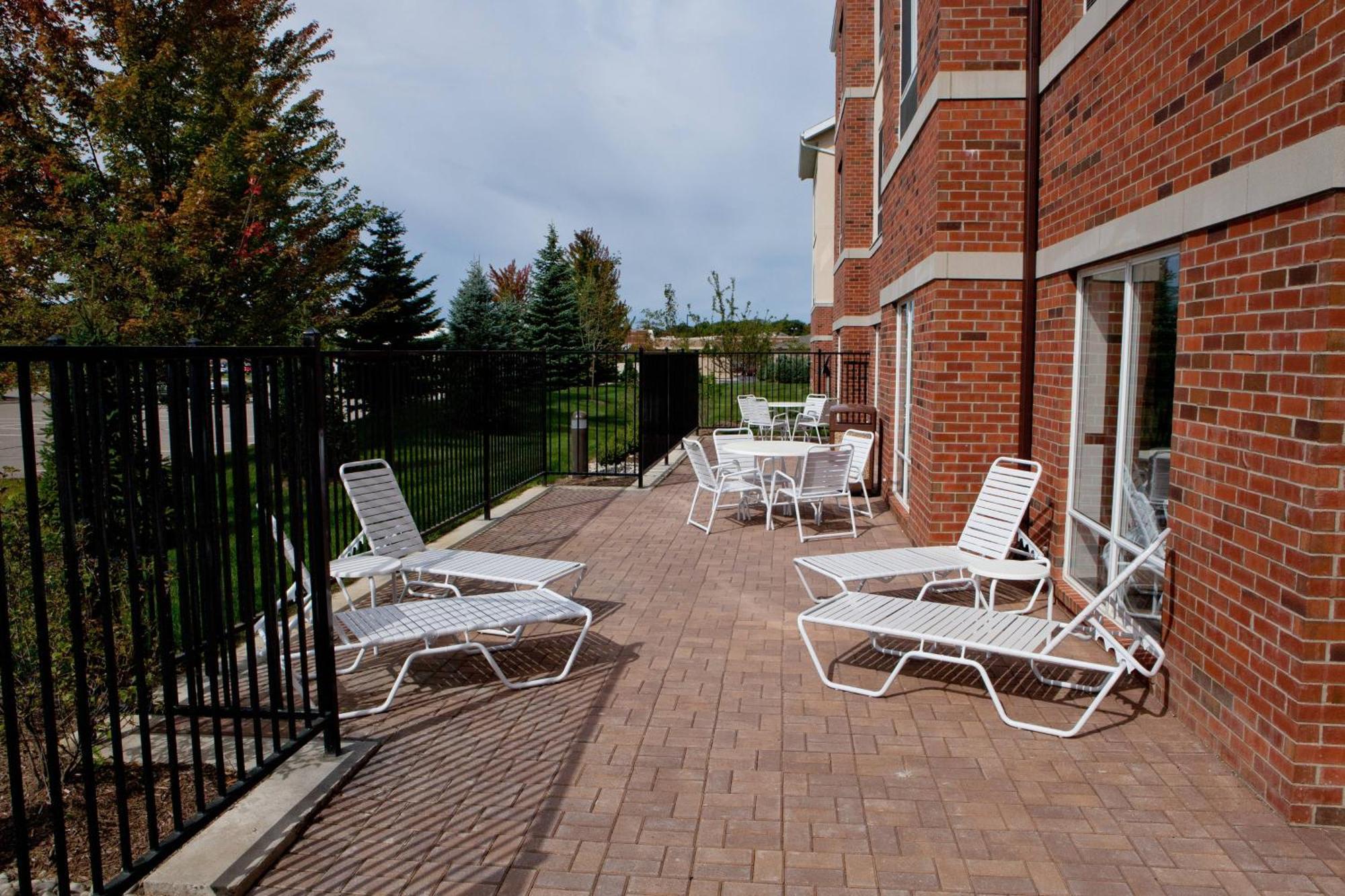 Fairfield Inn And Suites Flint Fenton Bagian luar foto